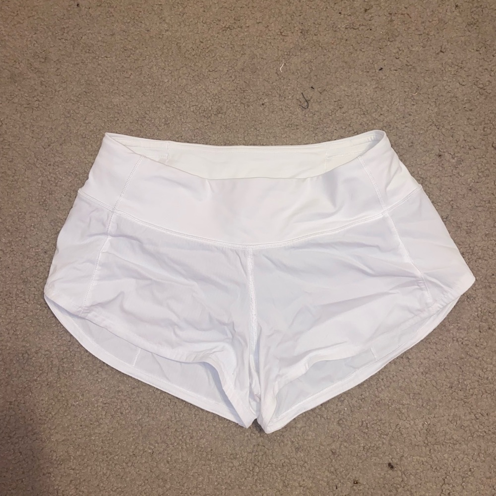 SOLD🌟 White Lululemon Shorts